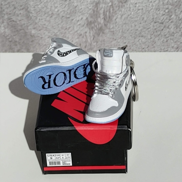 Keychains - Picture 5 of 15